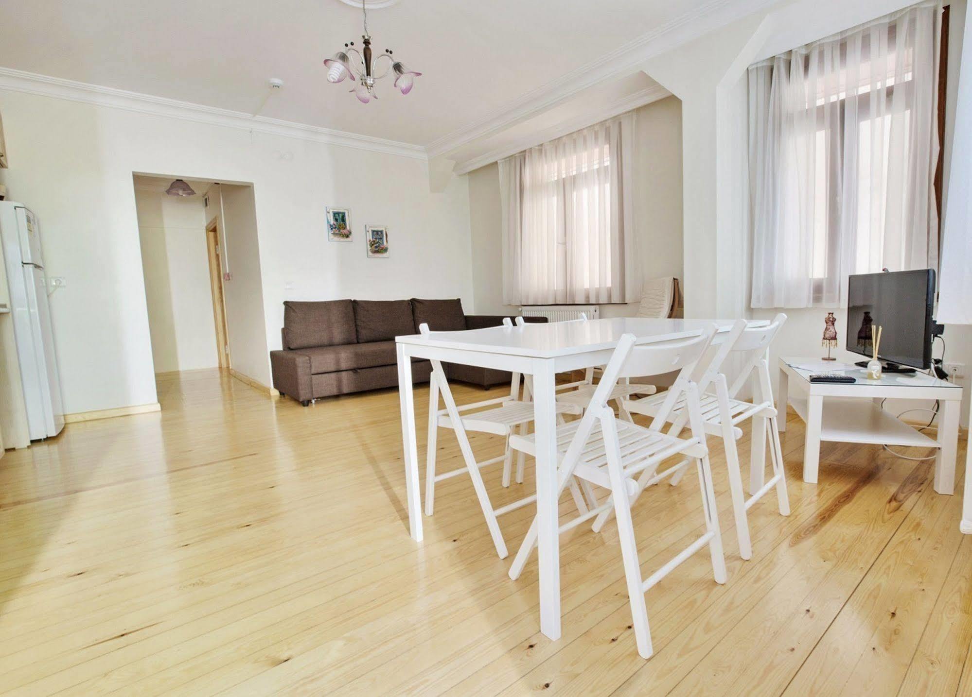 Buyukada Apart Hotel - Sehbal Adalar Zewnętrze zdjęcie