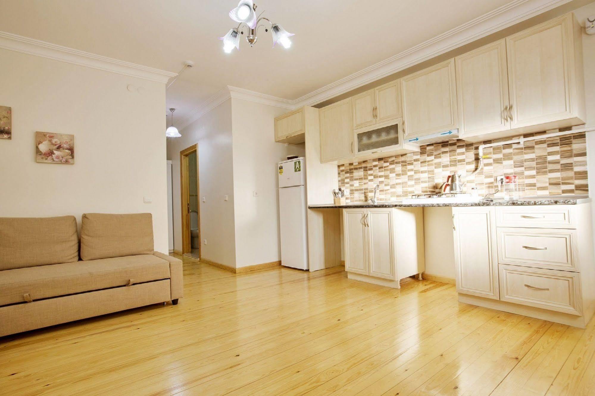 Buyukada Apart Hotel - Sehbal Adalar Zewnętrze zdjęcie