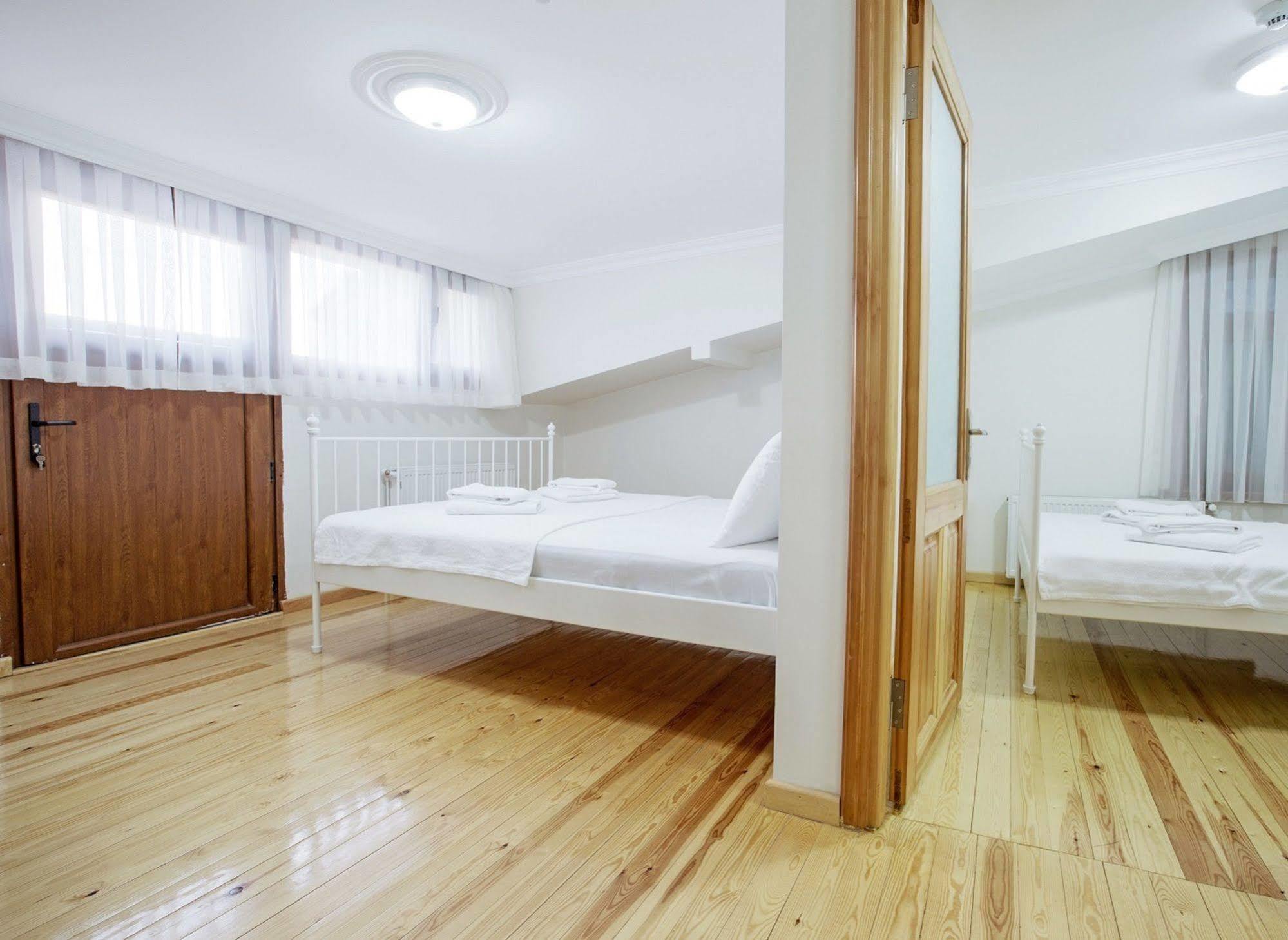 Buyukada Apart Hotel - Sehbal Adalar Zewnętrze zdjęcie