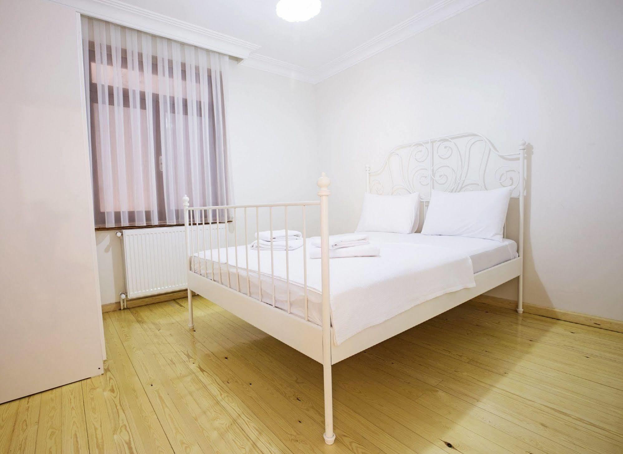 Buyukada Apart Hotel - Sehbal Adalar Zewnętrze zdjęcie
