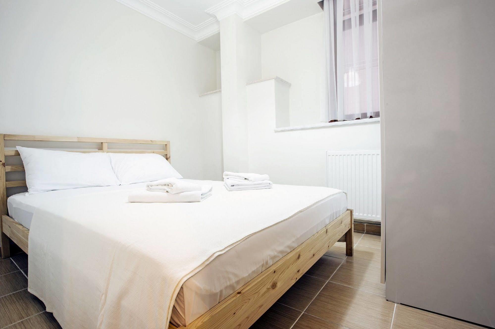 Buyukada Apart Hotel - Sehbal Adalar Zewnętrze zdjęcie